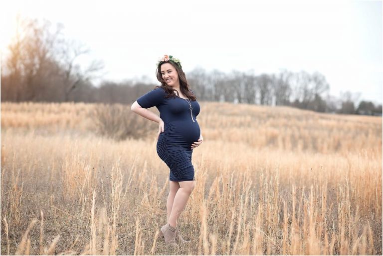 What to Wear: Your Maternity Photo Session Clothing Guide