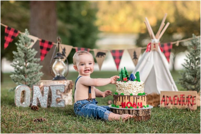 Planning a First Birthday Photography Session » Newborn Family Wedding  Photography in Christiansburg, VA >> Stephanie Parker Photography” style=”width:100%”><figcaption style=